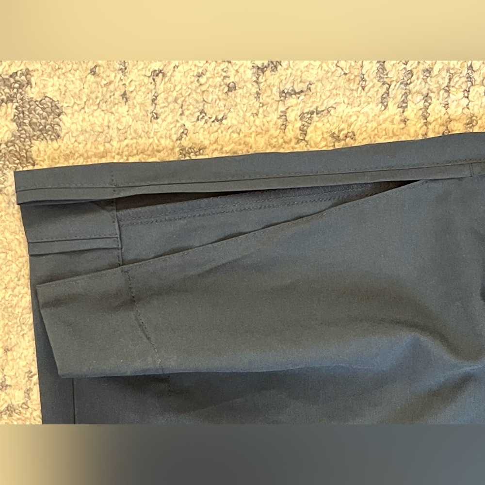 Old Navy Women's navy blueTrack Pants. L - Picture 7 of 8